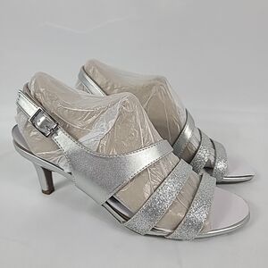 NEW Naturalizer Women's Taimi Silver Evening Sandals Shoes Sz 8 NIB